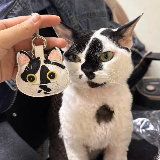 Customizable Leather Cat Pendants: Adorable Pet - Inspired Bag Accessories