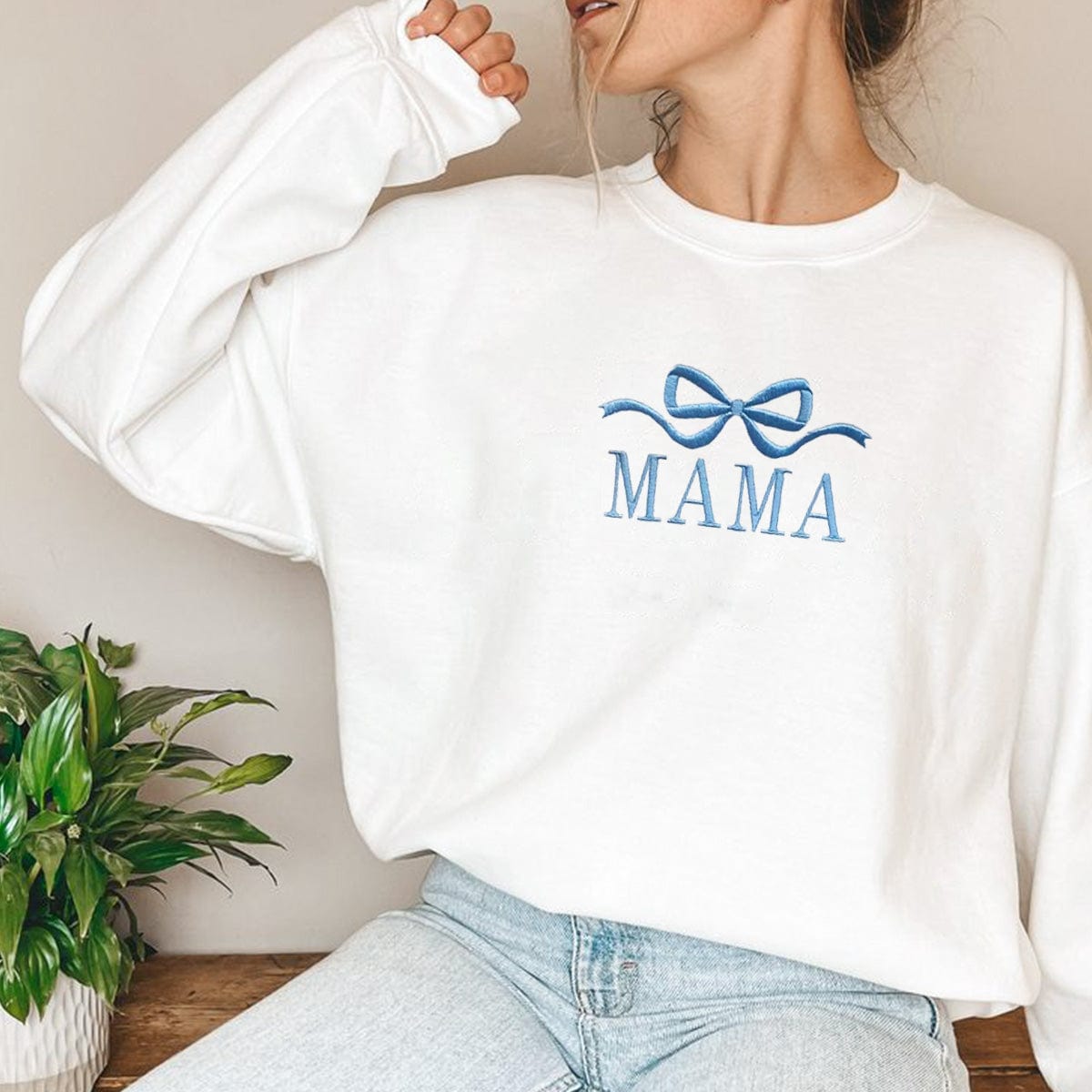 Bow Embroidery T-shirt/Sweatshirt/Hoodie with Customizable Cuff Patterns and Chest Positions