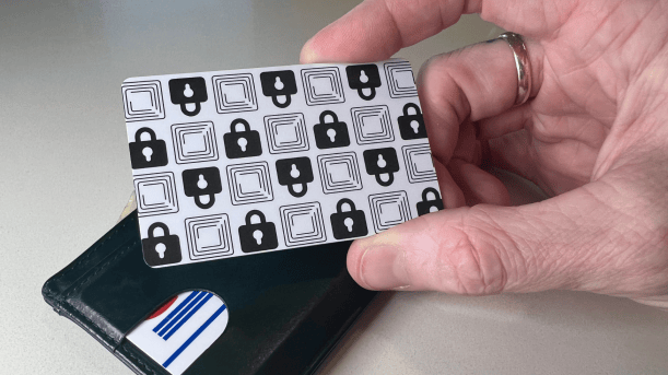 Instantly Protect Your Wallet Or Purse From Digital Theft!